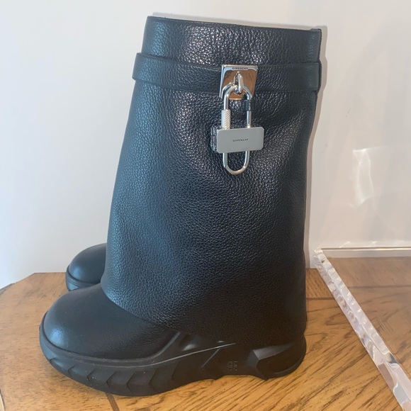 @@@@SOLD@@@@Givenchy Shark Lock Boots - Picture 2 of 10